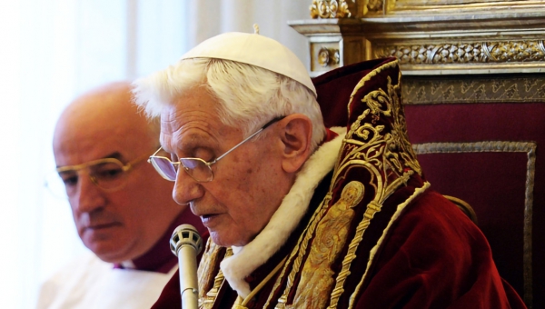 Programa Ver y Creer (7 de Marzo) Tema: La Infalibilidad papal y la cuestión "ex cathedra"